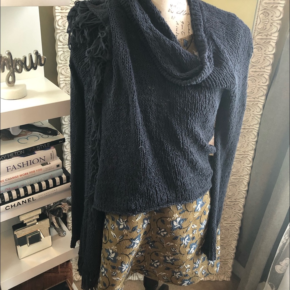 American eagle sweater wrap